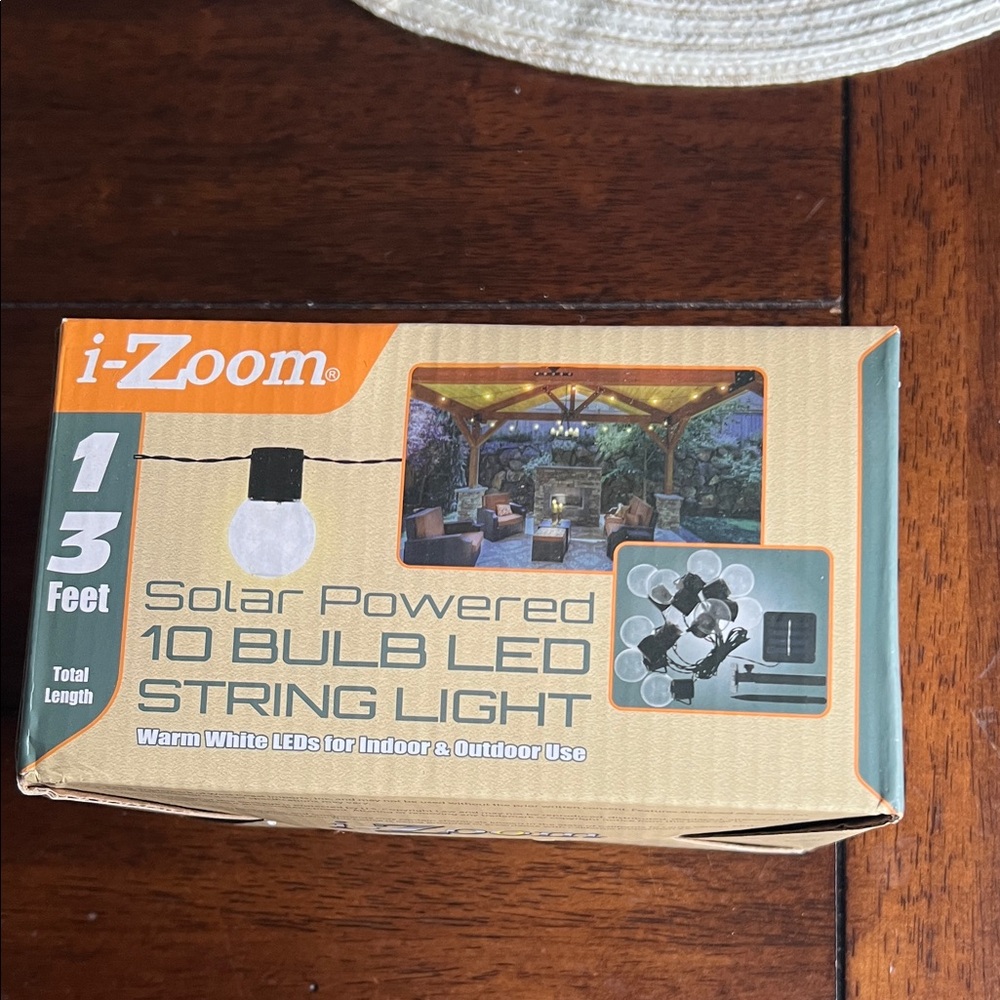 i-Zoom Solar Powered LED String Light